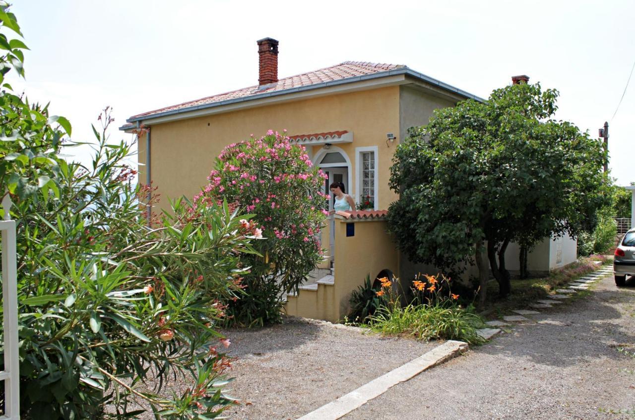 Apartment Novi Vinodolski 5558B Buitenkant foto